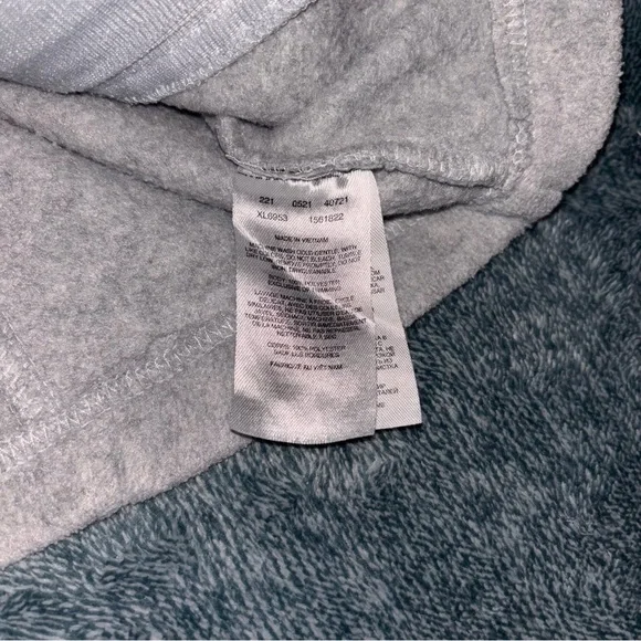 Columbia Women’s Fleece Zip Front Vest in Gray Size Medium - Picture 5 of 5